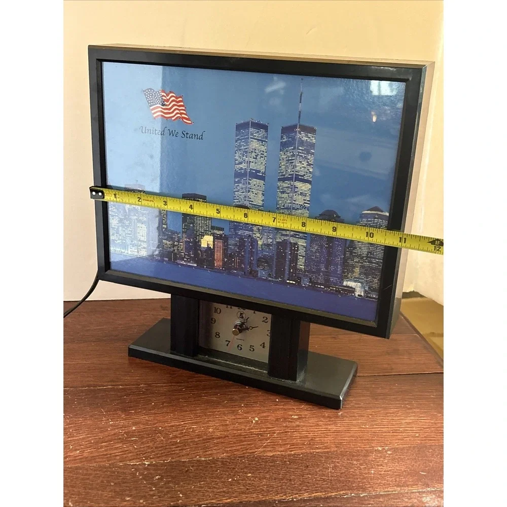 World Trade Center TWIN TOWERS NY CITY Commemorative LED Twinkling Clock -Works!